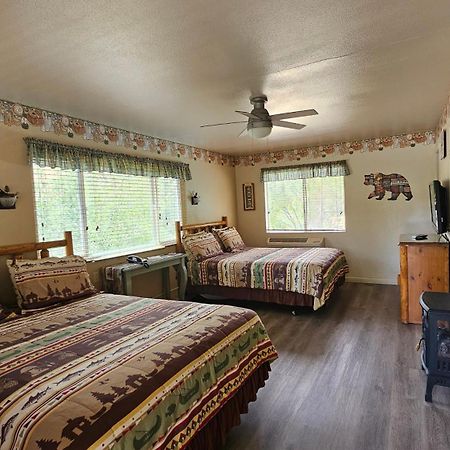 קרנוויל Sequoia Lodge מראה חיצוני תמונה